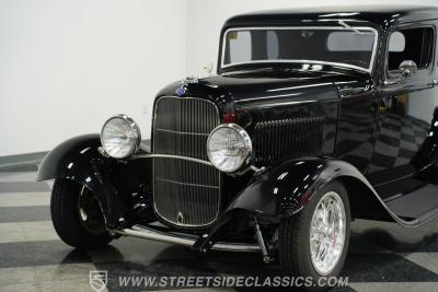 1932 Ford 5-Window Coupe LS1