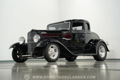 1932 Ford 5-Window Coupe LS1