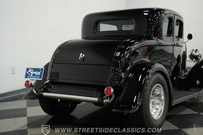 1932 Ford 5-Window Coupe LS1