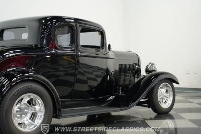 1932 Ford 5-Window Coupe LS1