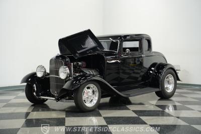 1932 Ford 5-Window Coupe LS1