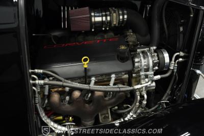 1932 Ford 5-Window Coupe LS1