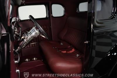 1932 Ford 5-Window Coupe LS1