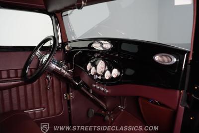 1932 Ford 5-Window Coupe LS1