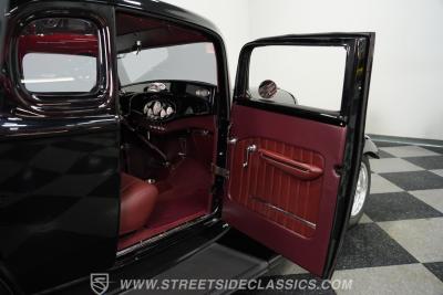 1932 Ford 5-Window Coupe LS1