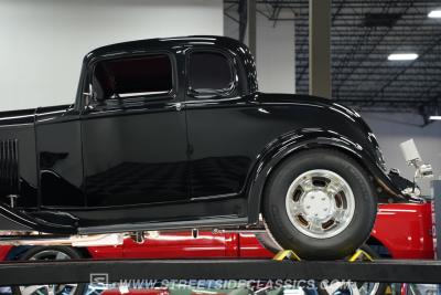 1932 Ford 5-Window Coupe LS1