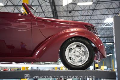 1937 Ford Cabriolet