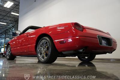 2002 Ford Thunderbird