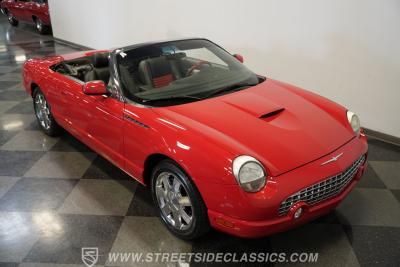 2002 Ford Thunderbird