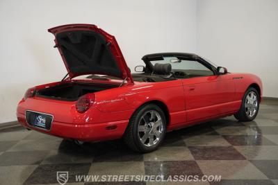 2002 Ford Thunderbird