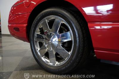 2002 Ford Thunderbird