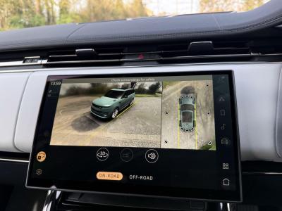 2023 Land Rover 3.0 D300 MHEV Dynamic SE Auto 4WD Euro 6 (s/s) 5dr