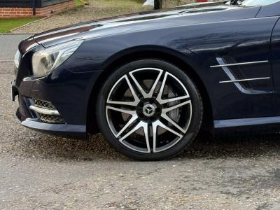 2014 Mercedes - Benz 3.0 SL400 AMG Sport Convertible 2dr Petrol G-Tronic Euro 6 (s/s) (333 ps)
