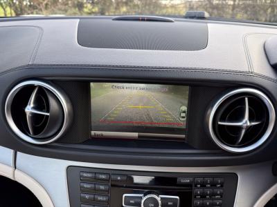 2014 Mercedes - Benz 3.0 SL400 AMG Sport Convertible 2dr Petrol G-Tronic Euro 6 (s/s) (333 ps)