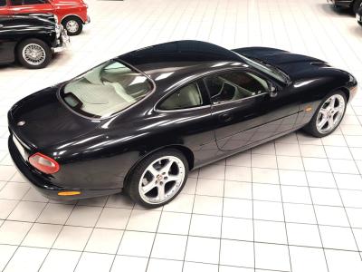1998 Jaguar XK R COUPE