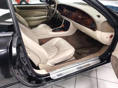 1998 Jaguar XK R COUPE