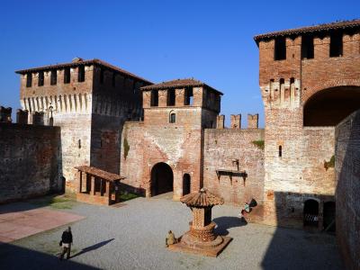 Aston Martin DB6 1966