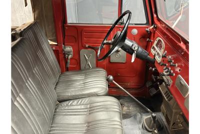 1975 Toyota Land Cruiser FJ40 (Petrol) Vinyl Top &ldquo;Freeborn Red&rdquo;