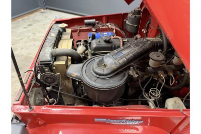 1975 Toyota Land Cruiser FJ40 (Petrol) Vinyl Top &ldquo;Freeborn Red&rdquo;