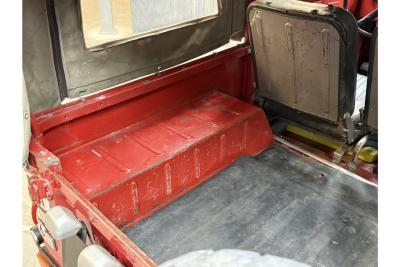 1975 Toyota Land Cruiser FJ40 (Petrol) Vinyl Top &ldquo;Freeborn Red&rdquo;