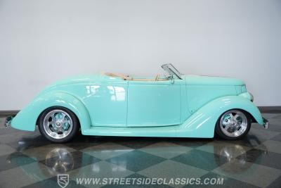 1939 Ford Cabriolet