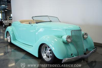 1939 Ford Cabriolet
