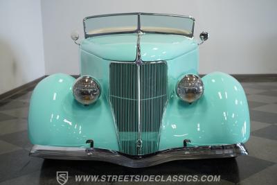 1939 Ford Cabriolet