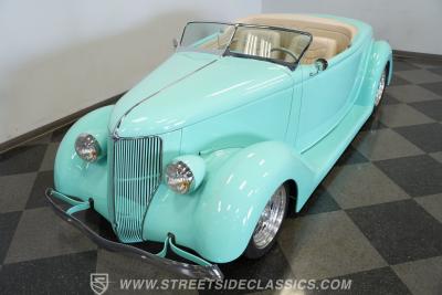 1939 Ford Cabriolet