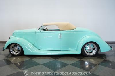 1939 Ford Cabriolet