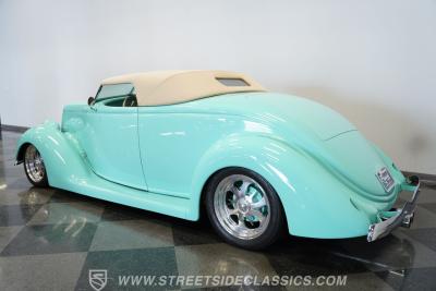 1939 Ford Cabriolet