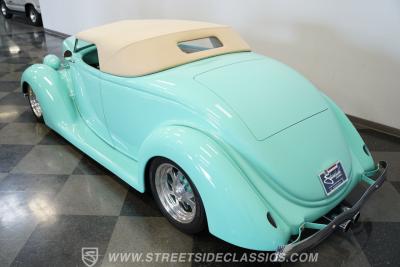 1939 Ford Cabriolet