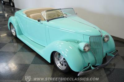 1939 Ford Cabriolet