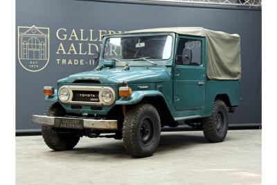1976 Toyota Land Cruiser BJ43 Vinyl Top &ldquo;Rustic Green&rdquo;
