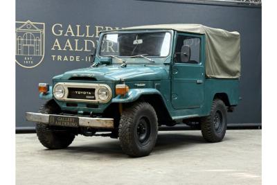 1976 Toyota Land Cruiser BJ43 Vinyl Top &ldquo;Rustic Green&rdquo;