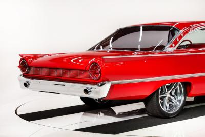 1961 Ford Galaxie Starliner