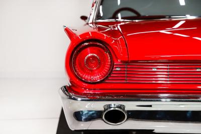 1961 Ford Galaxie Starliner