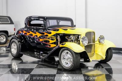 1932 Ford 3-Window Coupe Street Rod