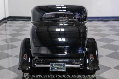 1932 Ford 3-Window Coupe Street Rod