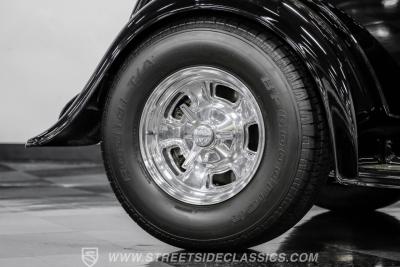 1932 Ford 3-Window Coupe Street Rod