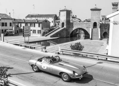 1965 Jaguar E TYPE ROADSTER S1