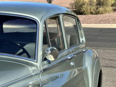 1959 Rolls - Royce Silver Cloud I LWB With Division (limo)