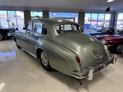 1959 Rolls - Royce Silver Cloud I LWB With Division (limo)