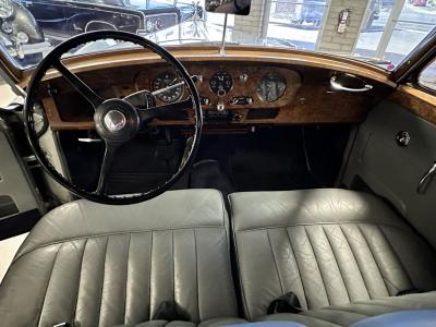 1959 Rolls - Royce Silver Cloud I LWB With Division (limo)