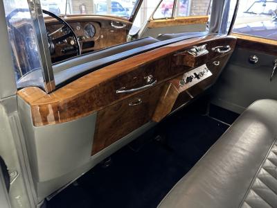 1959 Rolls - Royce Silver Cloud I LWB With Division (limo)