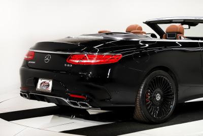 2017 Mercedes - Benz AMG S63