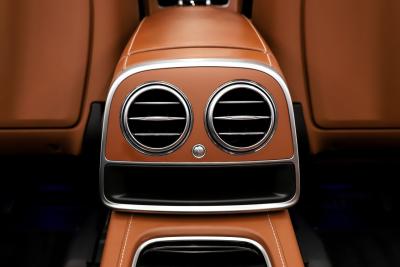 2017 Mercedes - Benz AMG S63