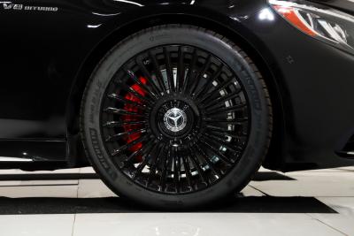 2017 Mercedes - Benz AMG S63