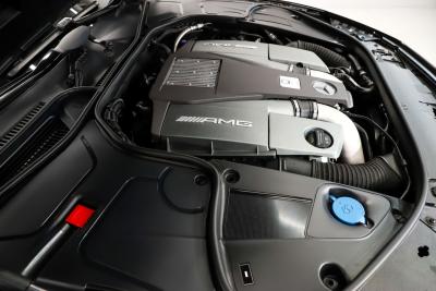 2017 Mercedes - Benz AMG S63