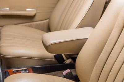 1985 Mercedes - Benz 300 CD COUPE