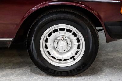 1985 Mercedes - Benz 300 CD COUPE